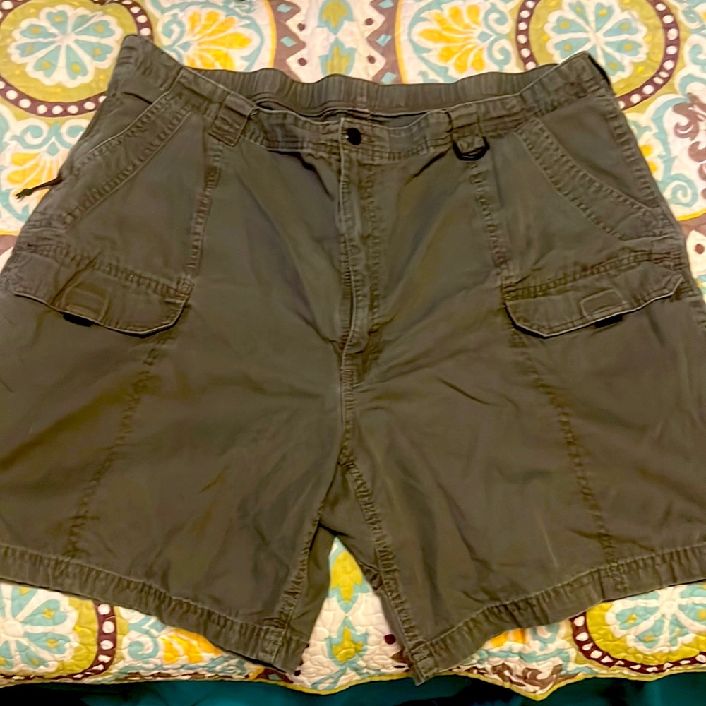 🔥Y2K DARK GREEN/GREYISH CARGO OUTDOOR SHORTS EUC #utility #hiking